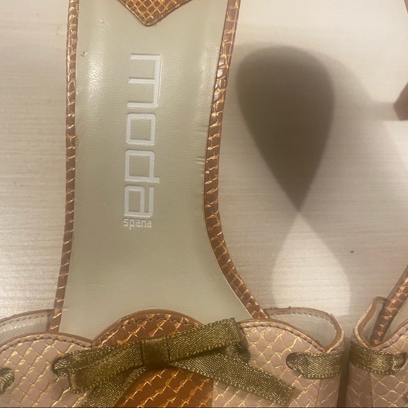 🥿 Moda Spana Wanda Snake Embossed Bow Slide Heels Taupe 9 🐍✨ - Picture 5 of 7